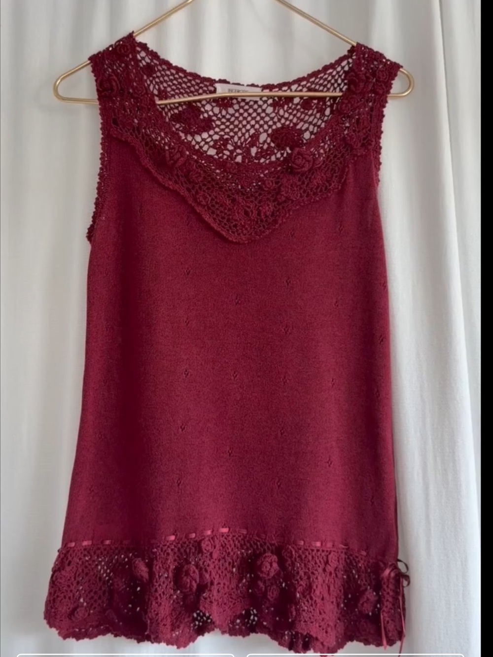VIntage INGEBORG Knits tank pointelle knit sweater with floral crochet detail